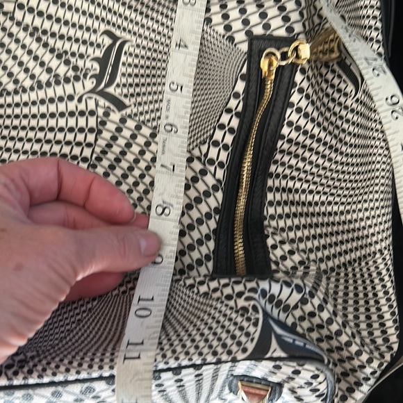 Springvale L.A.M.B. Bucket Bag EUC. - Picture 11 of 13